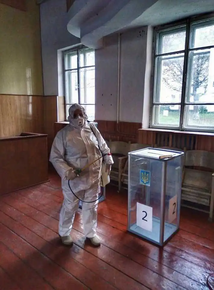 На Новомиргородщині в трьох членів виборчих дільниць діагностували COVID-19