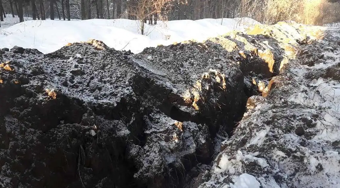 У Кропивницькому вирили та викрали 300 м чавунної труби водоканалу (ФОТО) фото 1