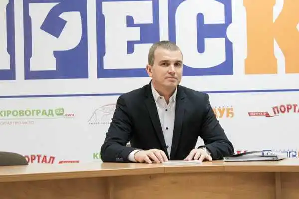 Кілька РАЦСів на Кіровоградщині в День закоханих працюватимуть цілодобово