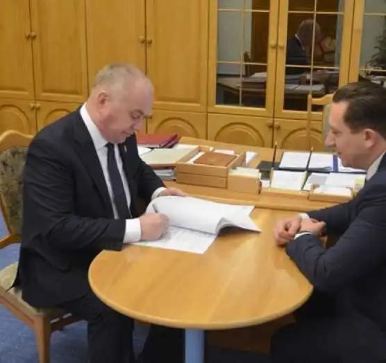 Директора ОКВП «Дніпро-Кіровоград» взяли на контракт фото 1