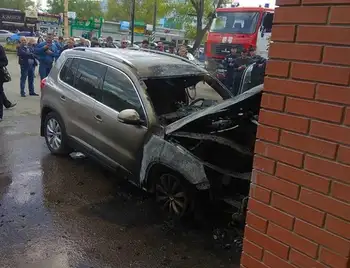 Стало відомо, кому належала спалена біля Дендропарку автівка (ФОТО) фото 1