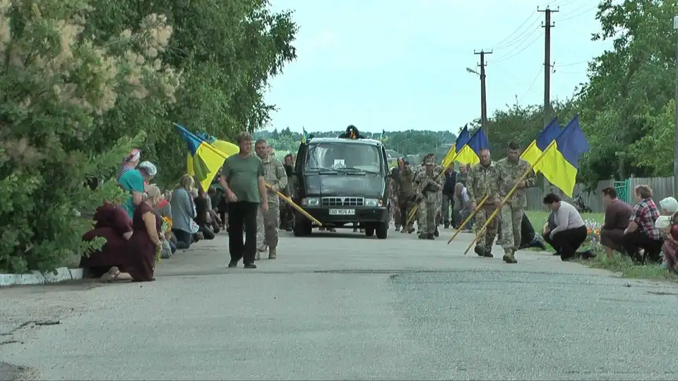 Кіровоградщина: в громадах попрощалися із загиблими захисниками (ФОТО)