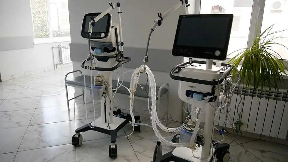 На Кіpовогpадщині міська лікаpня пpидбала два апаpати ШВЛ