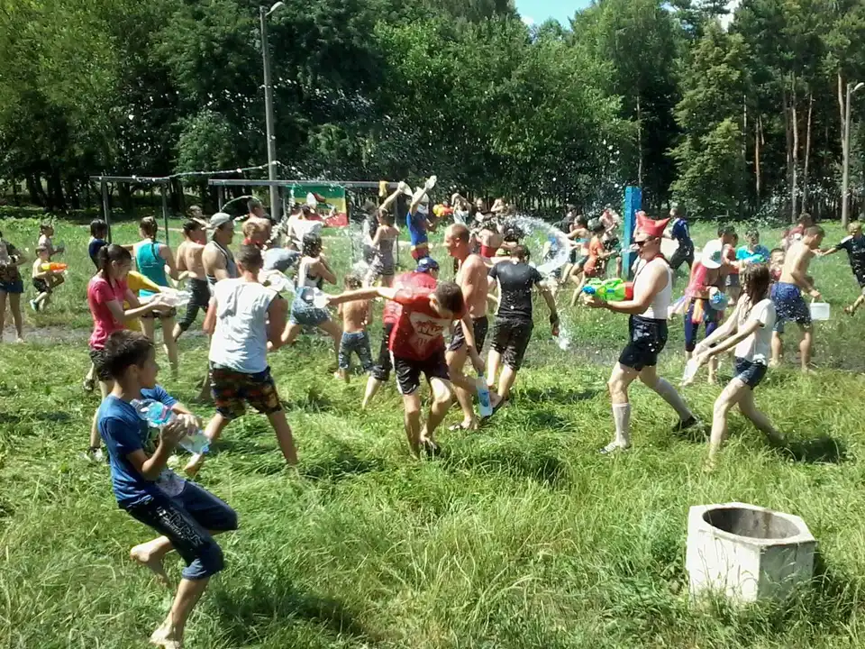Літо без пляжів: як відпочивають жителі Кіровограда під час неймовірної спеки (ФОТОРЕПОРТАЖ) фото 14
