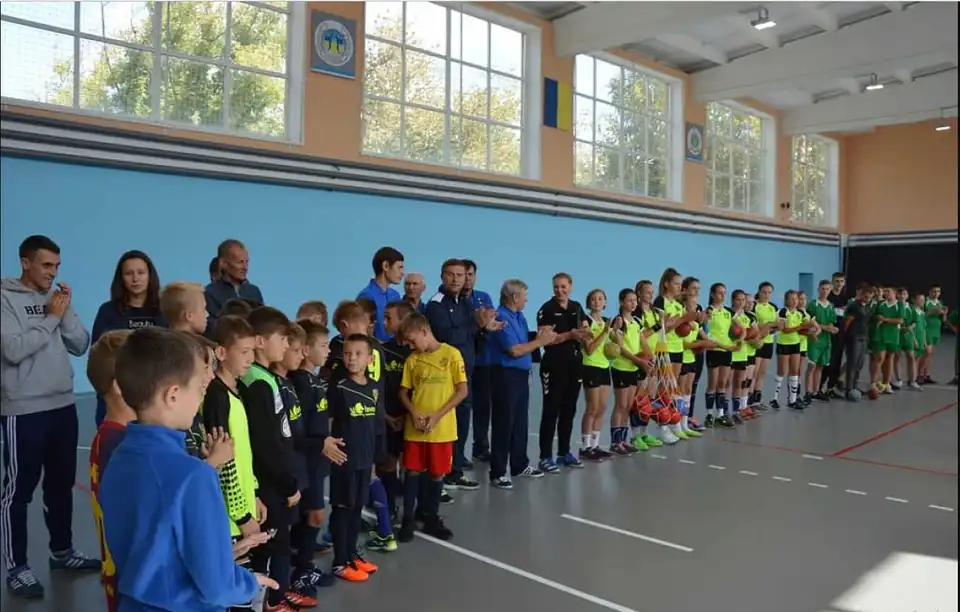 У кpопивницькій споpтшколі пpезентували відpемонтовану залу (ФОТО)
