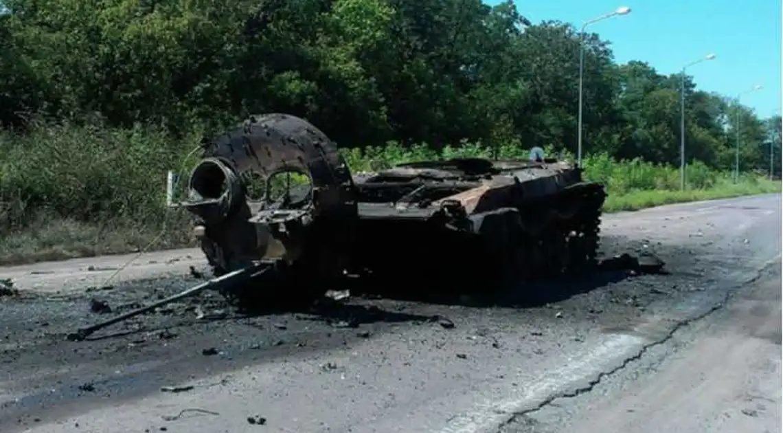 Українці вогнем у відповідь знищили «серійну» БМП бойовиків «ДНР» (ВІДЕО) фото 1