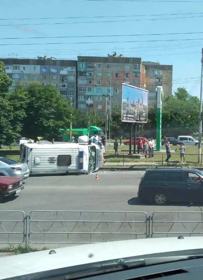 У Кропивницькому внаслідок ДТП постраждав пацієнт "швидкої" (ФОТО)