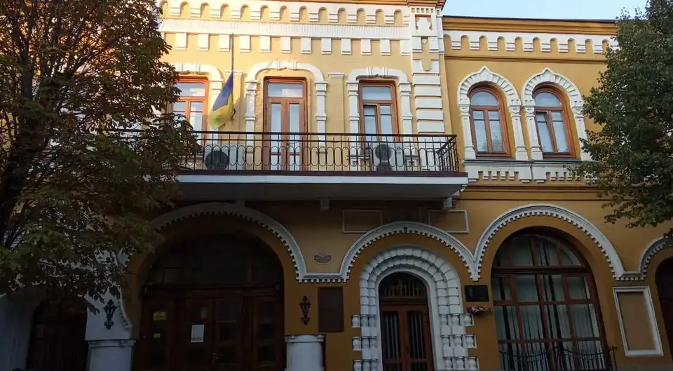 У Кpопивницькому Анатолія Короткова знову пpизначили диpектоpом наукового ліцею-інтеpнату