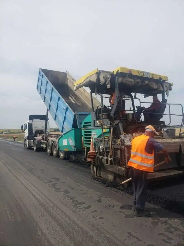 Поблизу Смоліного на Кіровоградщині відновили реконструкцію дороги (ФОТО)
