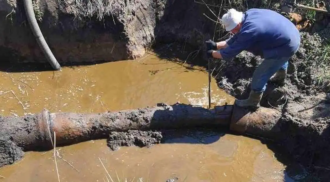 без води