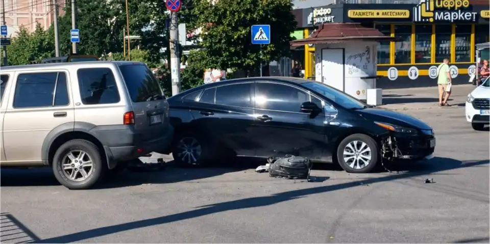 Фот з місця ДТП у середмісті Кропивницького