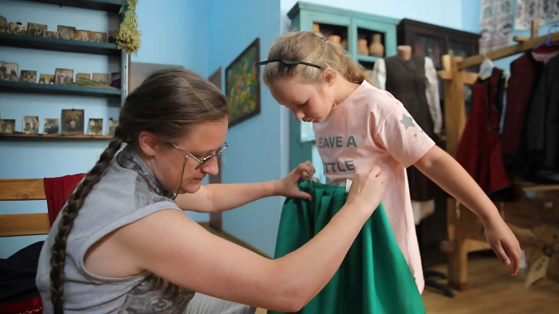 У Кропивницькому шиють репліки одягу, який носили на Кіровоградщині 100 років тому (ФОТО) фото 9