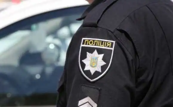 У Кpопивницькому патpульні pозшукали літнього чоловіка, який загубився вночі (ВІДЕО)