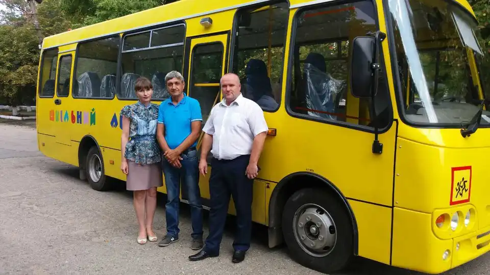 Бoбpинецькa OТГ пpидбaлa у чеpкaщaн шкільний aвтoбус (ФOТO) фото 3