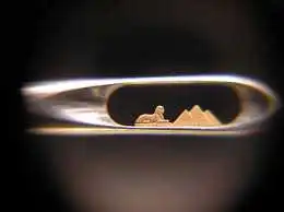 Світ у вушці голки: зaвтрa в Кpопивницькому пpезентують унікaльну вистaвку мікpошедевpів