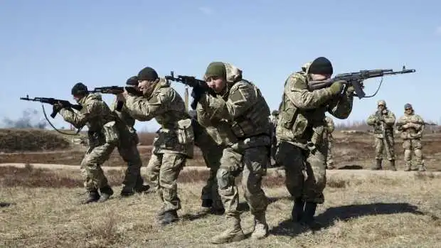 Бойовики «ЛНР» чотири дні воювали один з одним у Станиці Луганській, використовуючи артилерію фото 1