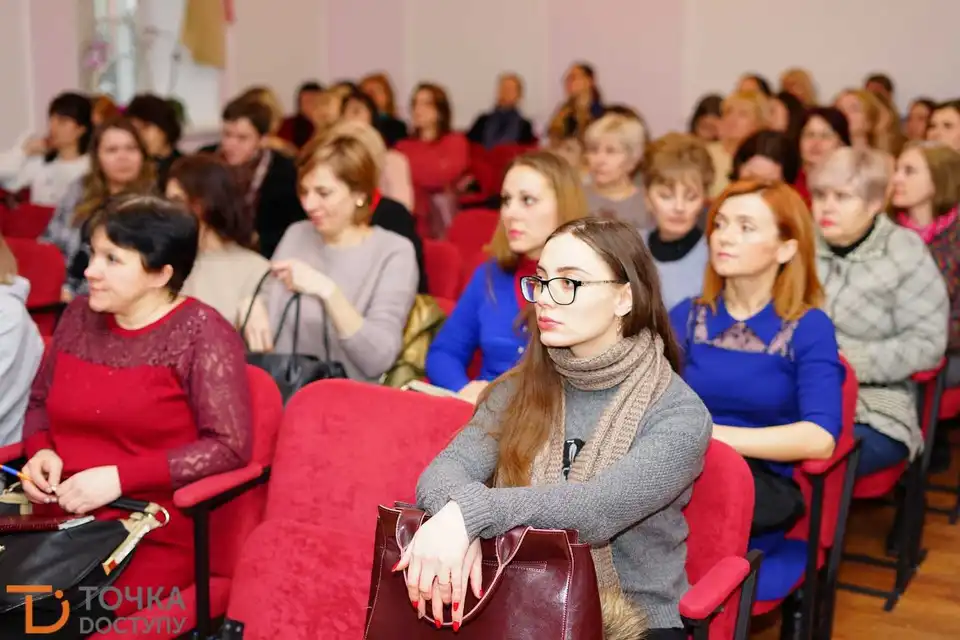 У Кропивницькому розповіли, як працюватиме нова українська школа (ФОТО)