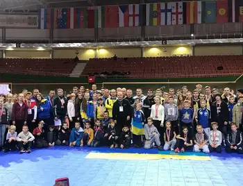 Таеквондисти з Кропивницького вибороли сім нагород на чемпіонаті світу (ФОТО) фото 1