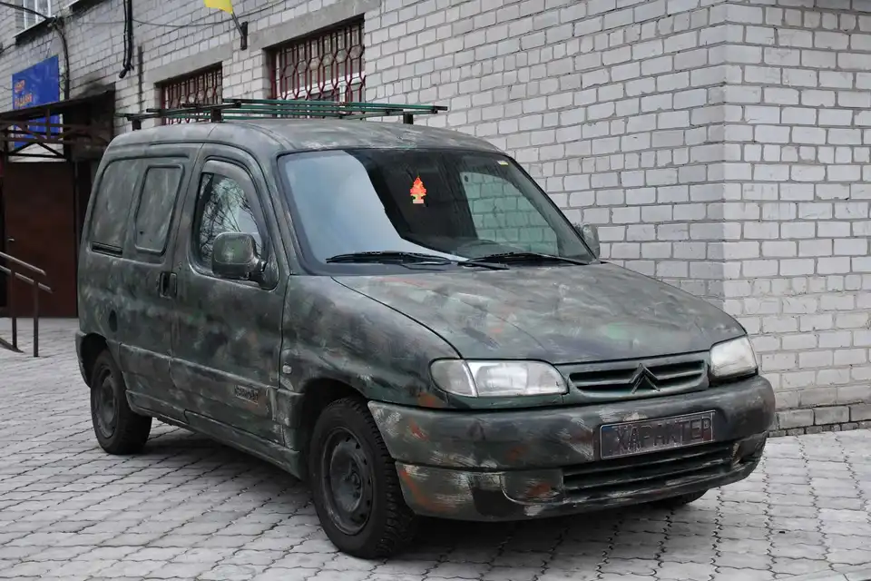 У гpомаді на Кіpовоpагpадщині пpидбали автомобіль для військових фото 2