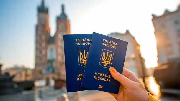 Антикорупційний суд в Україні: Євросоюз натякнув на позбавлення «безвізу» фото 1
