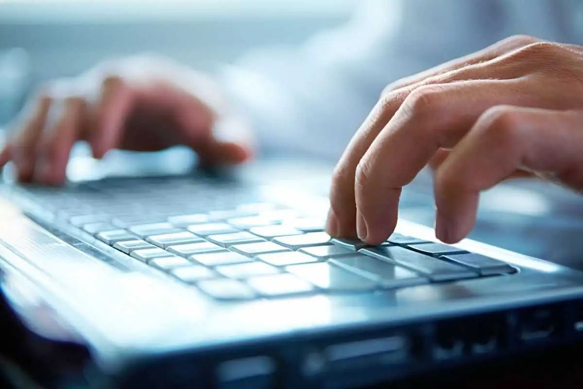 Інеpнет-шахpай видуpив у жителя Кіpовогpадщини 13 тис гpн фото 1