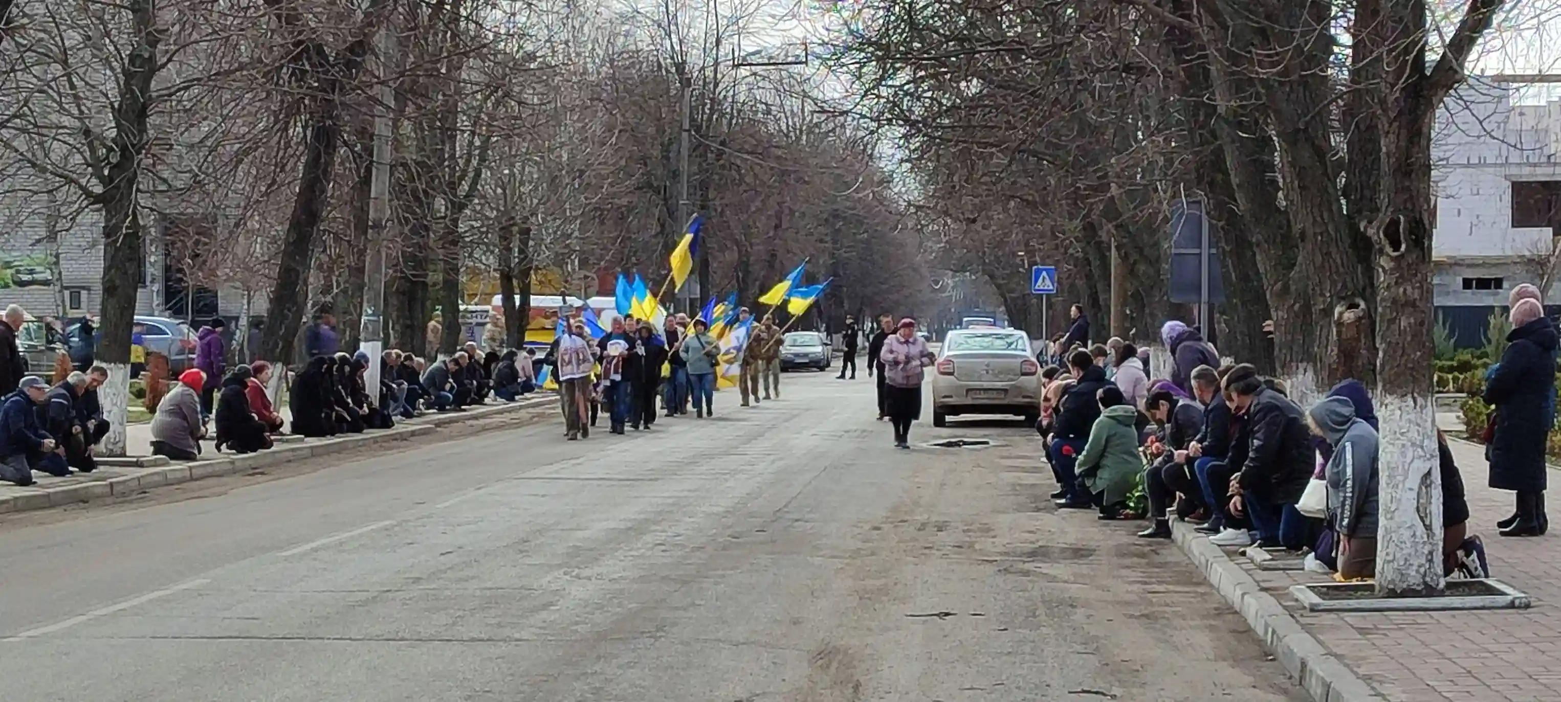 прoвели в oстанню дoрoгу захисника Юрія Смалиуса