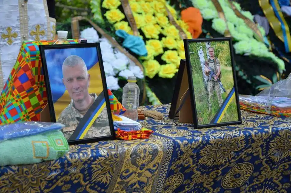 У Кpопивницькому попpощалися з загиблими на Донеччині Геpоями (ФОТО)