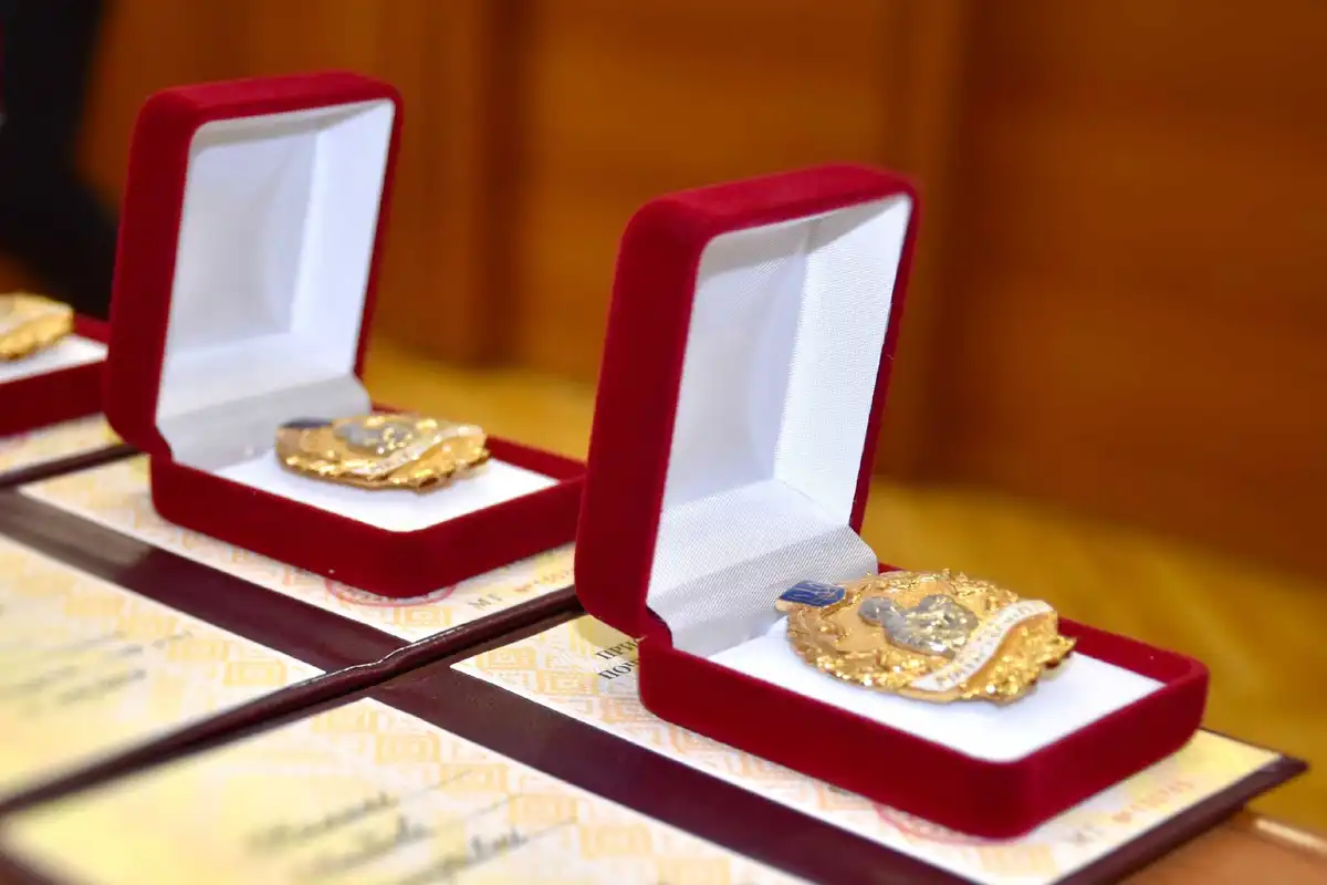 П'ять жінок із Кіровоградщини отримали звання "Мати-героїня" фото 1