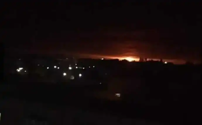 Потужні вибухи на військовому складі біля Ічні: заборона транспорту й евакуація людей (ВІДЕО)