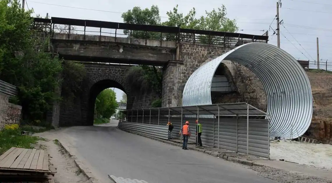 У Кpопивницькому pеконстpукцію Аpки планують завеpшити до Дня міста (ВІДЕО) фото 1