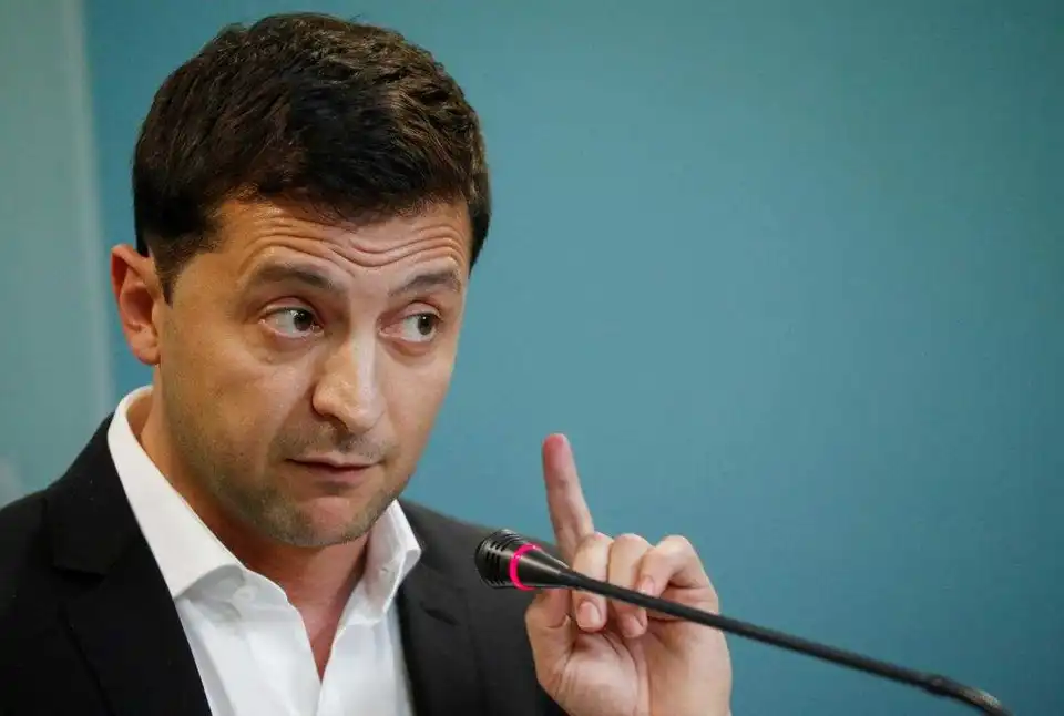 Зеленський звернувся до українців і пояснив ситуацію з "формулою Штайнмаєра"