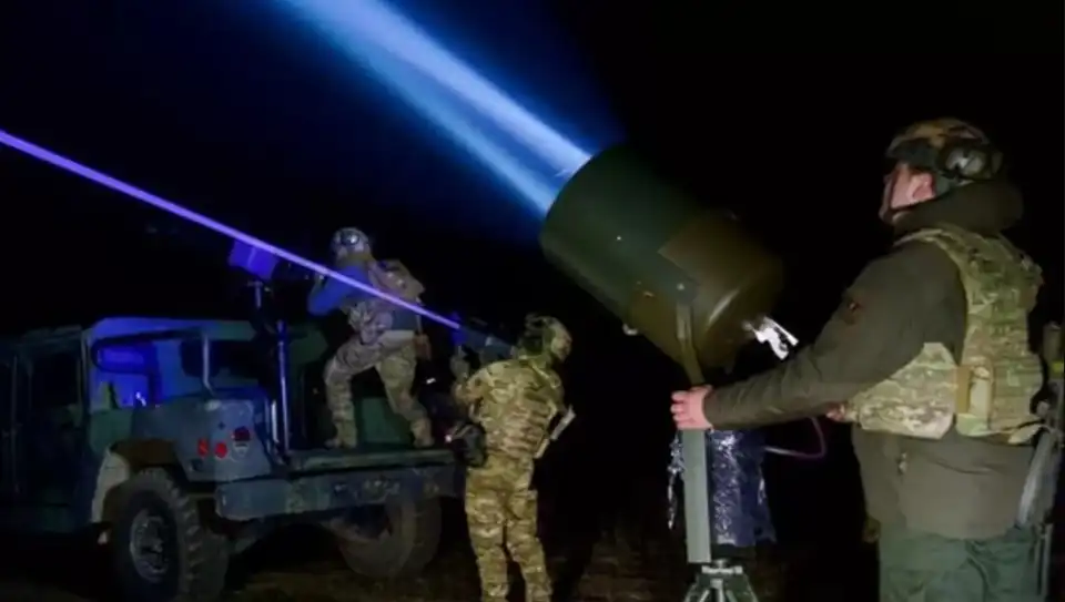 збивають "шахеди" військові