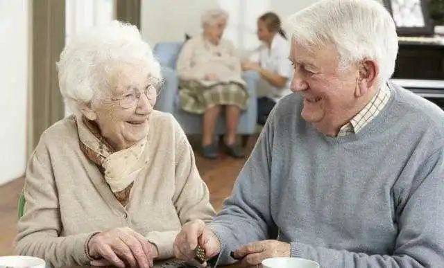 Нова хвиля підвищення: стало відомо, хто з пенсіонерів отримає доплату (ФОТО)