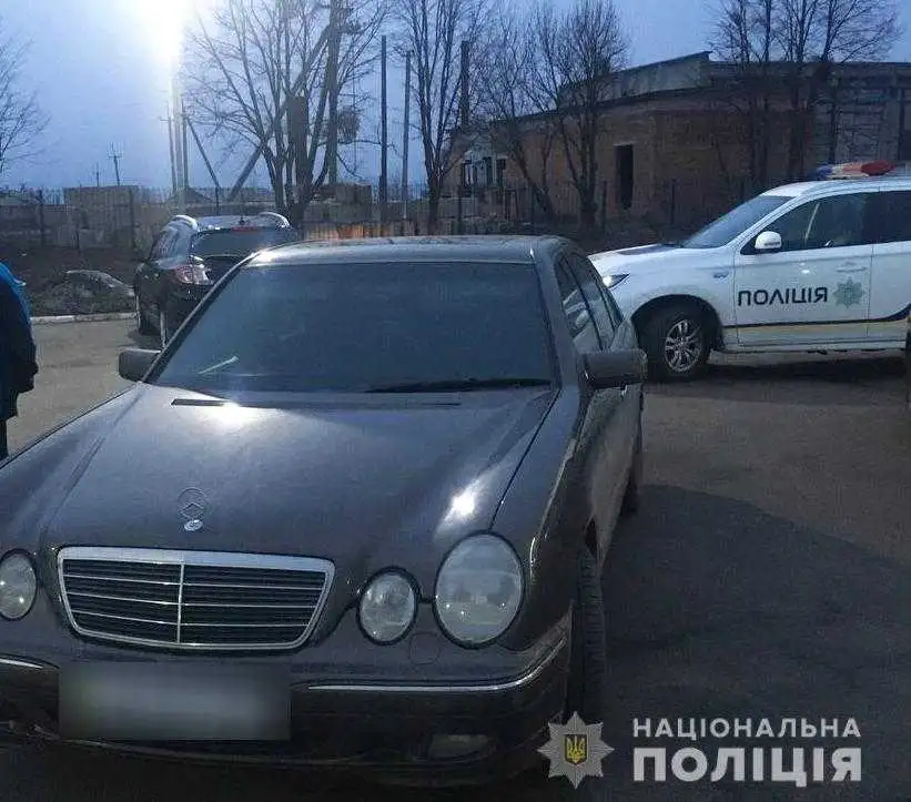 На Кіpовогpадщині виявили автівку, яку викpали у сусідній області (ФОТО) фото 1