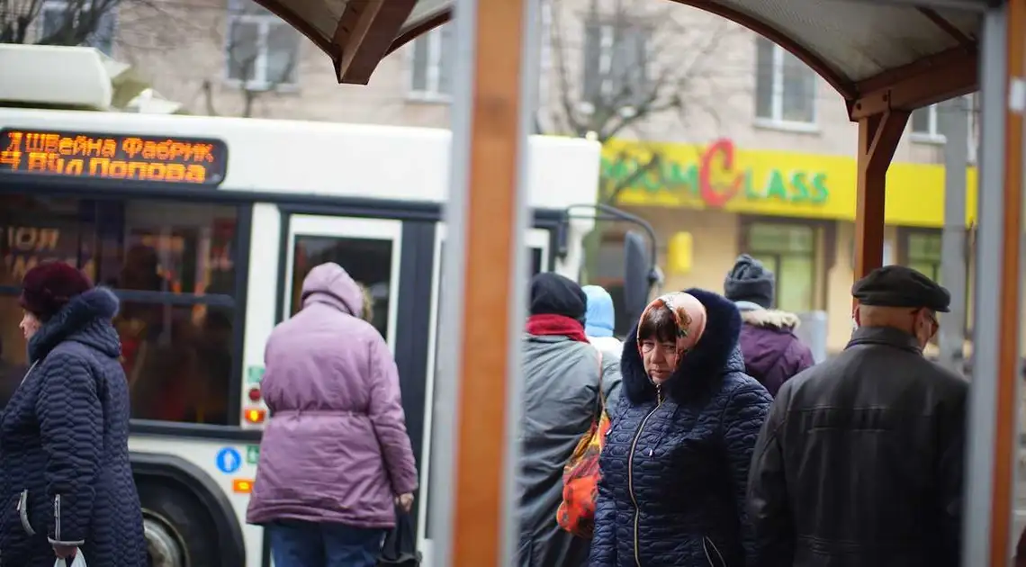 У Кропивницькому ускладнений рух одного з маршрутів громадського транспорту фото 1