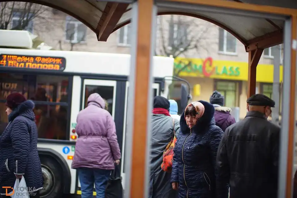 У Кропивницькому ускладнений рух одного з маршрутів громадського транспорту