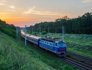 Два поїзди, які курсують через Кіровоградщину, тимчасово змінять маршрут фото 1