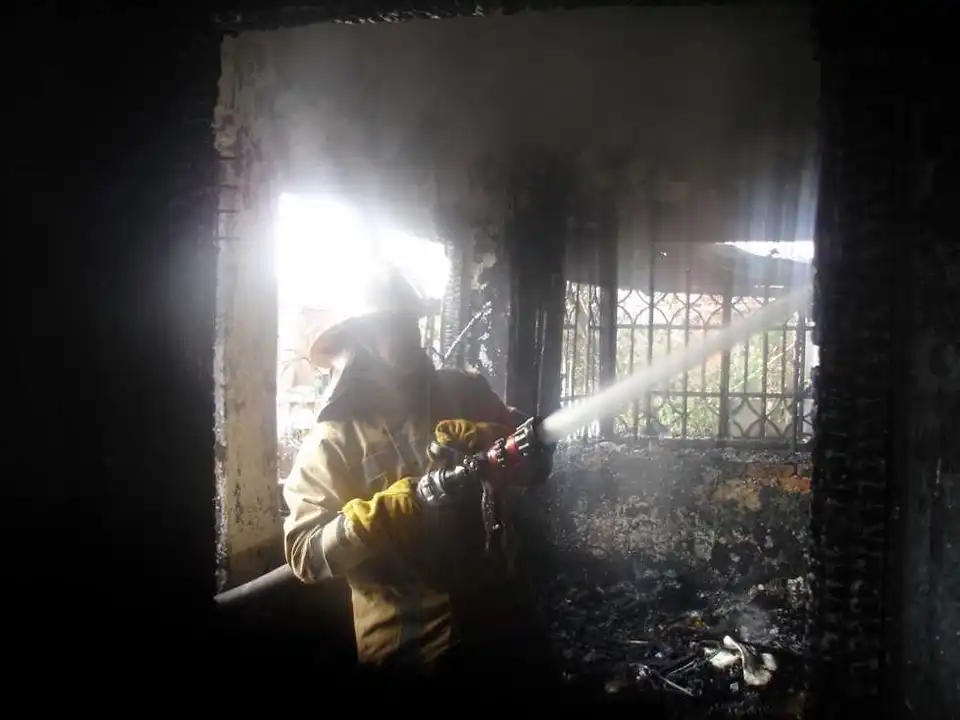 Під час пожежі на Кіровоградщині 80-річна бабуся зазнала опіків (ФОТО) фото 2