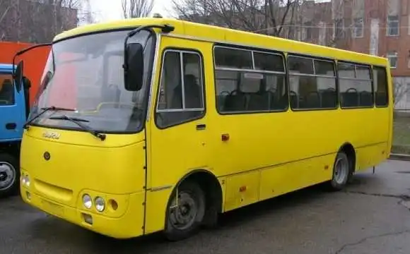 В ОТГ на Кіровоградщині запустили автобусні рейси для медиків та продавців (ГРАФІК)