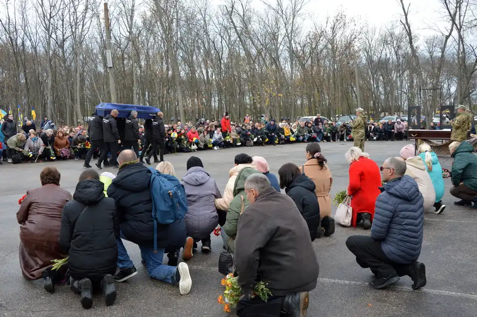 попрощалися з військовими