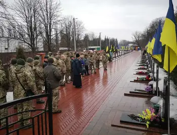 У Кропивницькому вшанували військових, які загинули під Дебальцевим (ФОТО) фото 1