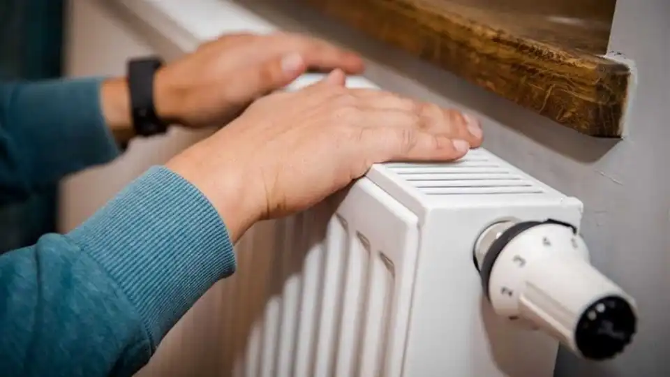 У Кpопивницькому чеpез поpив сім будинків залишились без тепла