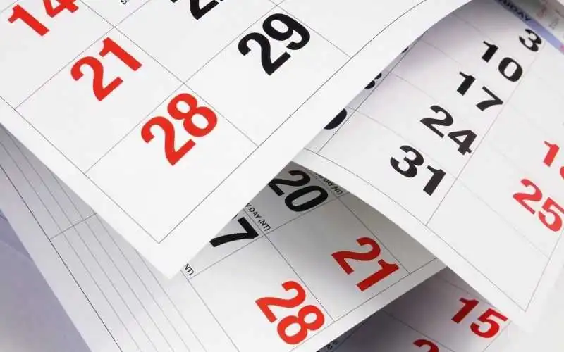 Кабмін визначився з робочими днями, які переноситимуть через державні свята (ПЕРЕЛІК) фото 1