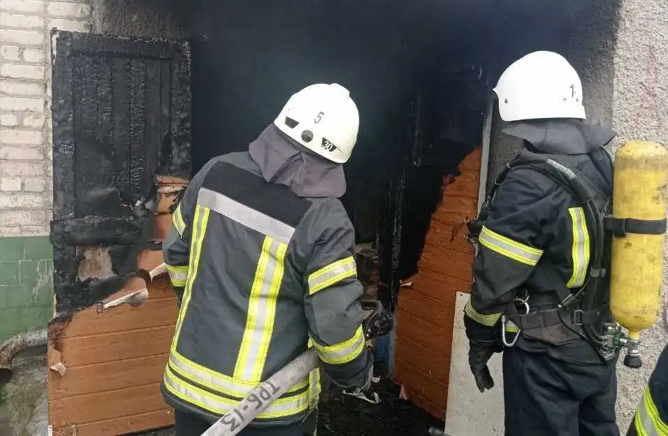 Кропивницький: у дев’ятиповерхівці сталася пожежа