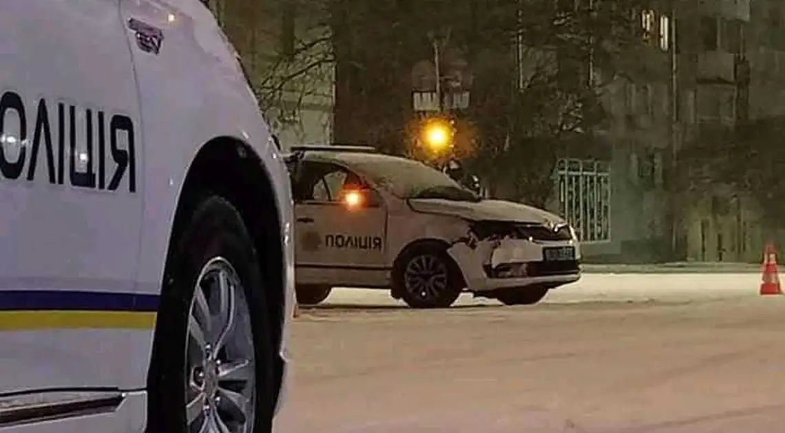 На Кіровоградщині зіткнулися дві поліцейські автівки (ФОТО) фото 1