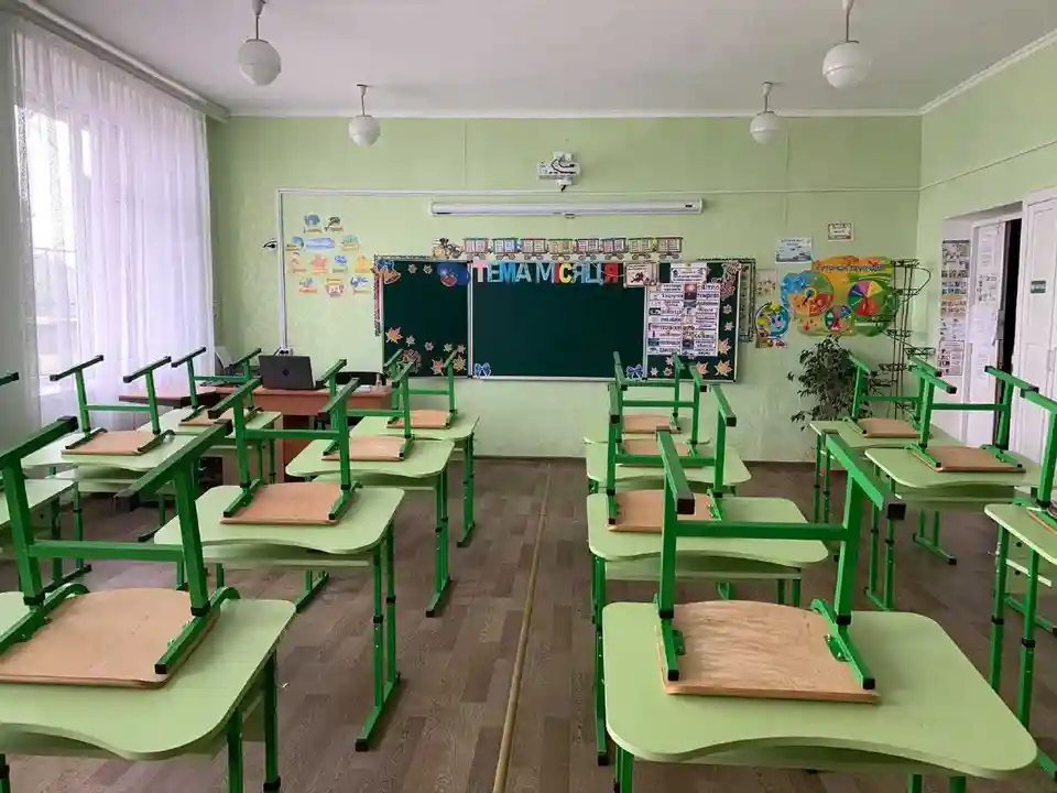 Ще чотири школи на Кіровоградщині перейшли на дистанційне навчання