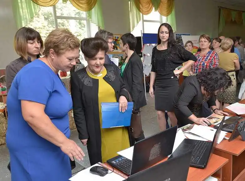 У райцентрі вперше зібрали освітян з усієї Кіровоградщини (ФОТО)