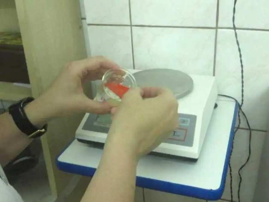 На Кіровоградщині заборонили продаж майже 5-ти тонн неякісних продуктів