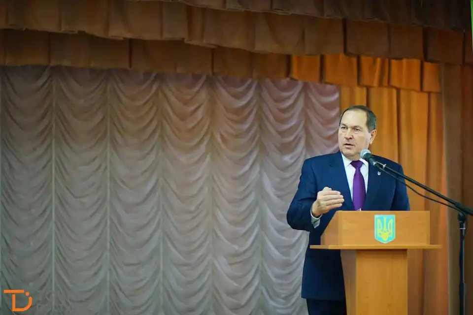 Будівництво, транспорт, дороги, тепло: про що звітував міський голова Кропивницького (ФОТО) фото 1
