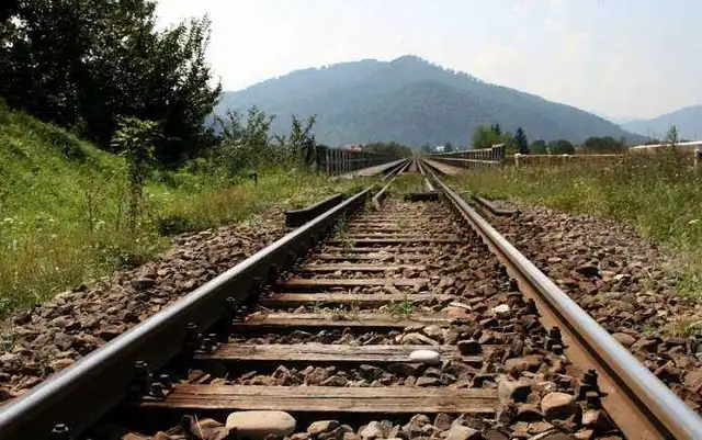 На Кіровоградщині молодому хлопцю відрізало голову потягом